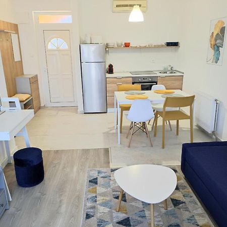 Árnyas Apartmanház Balatonlelle Esterno foto
