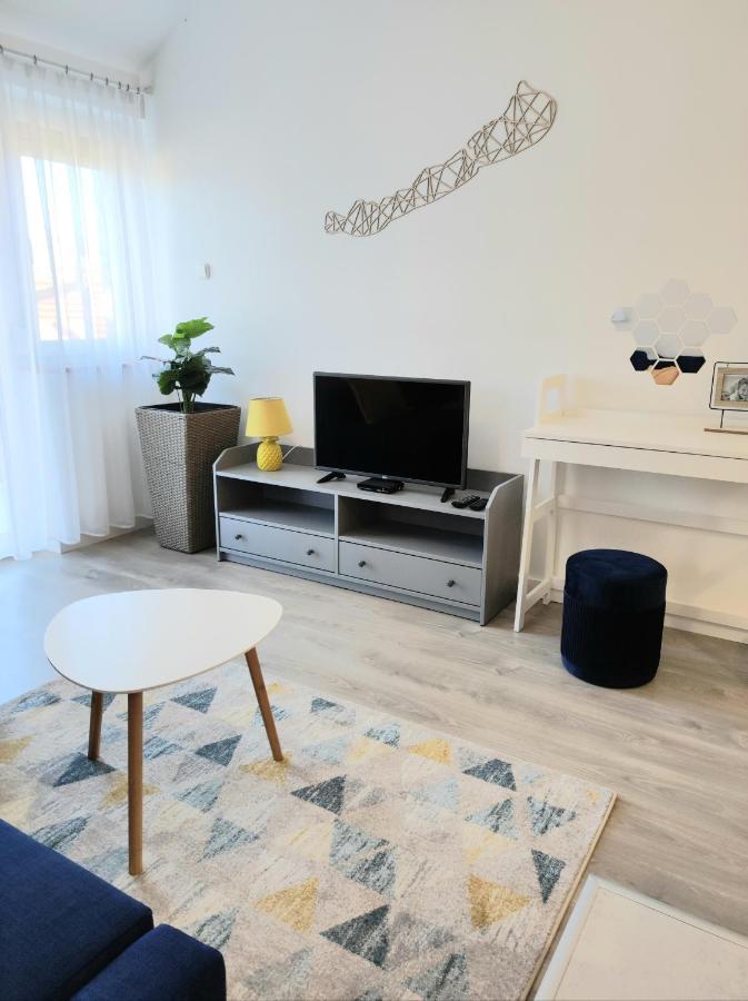 Árnyas Apartmanház Balatonlelle Esterno foto