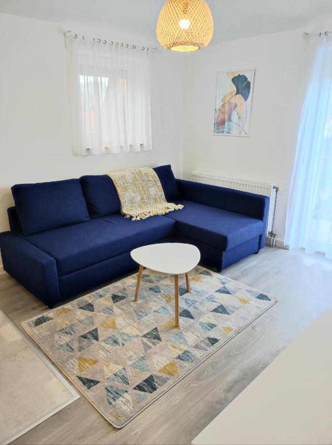 Árnyas Apartmanház Balatonlelle Esterno foto